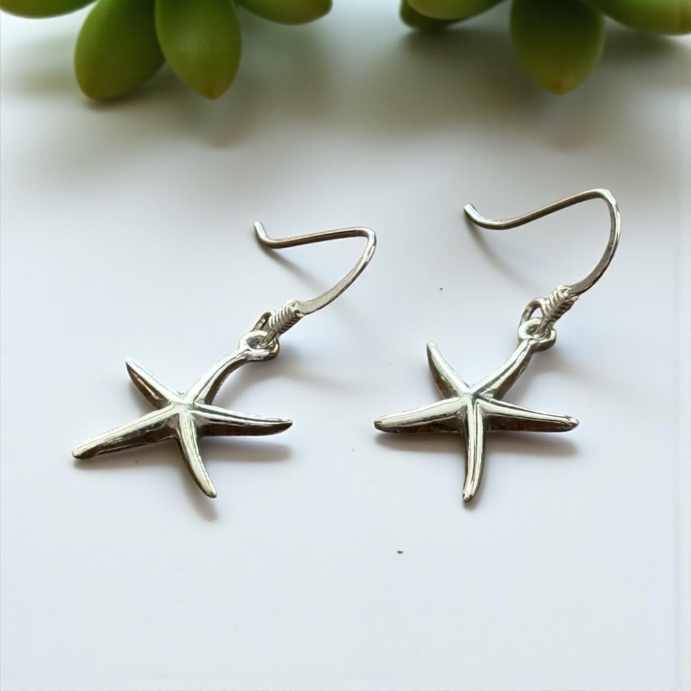 NWT 925 Sterling Silver Starfish Earrings! Hypoallergenic! NEW! - Picture 2 of 4
